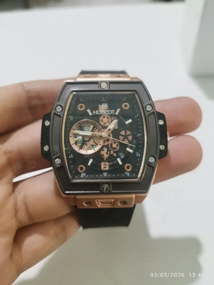 Jam HuBlot Mewah Keren