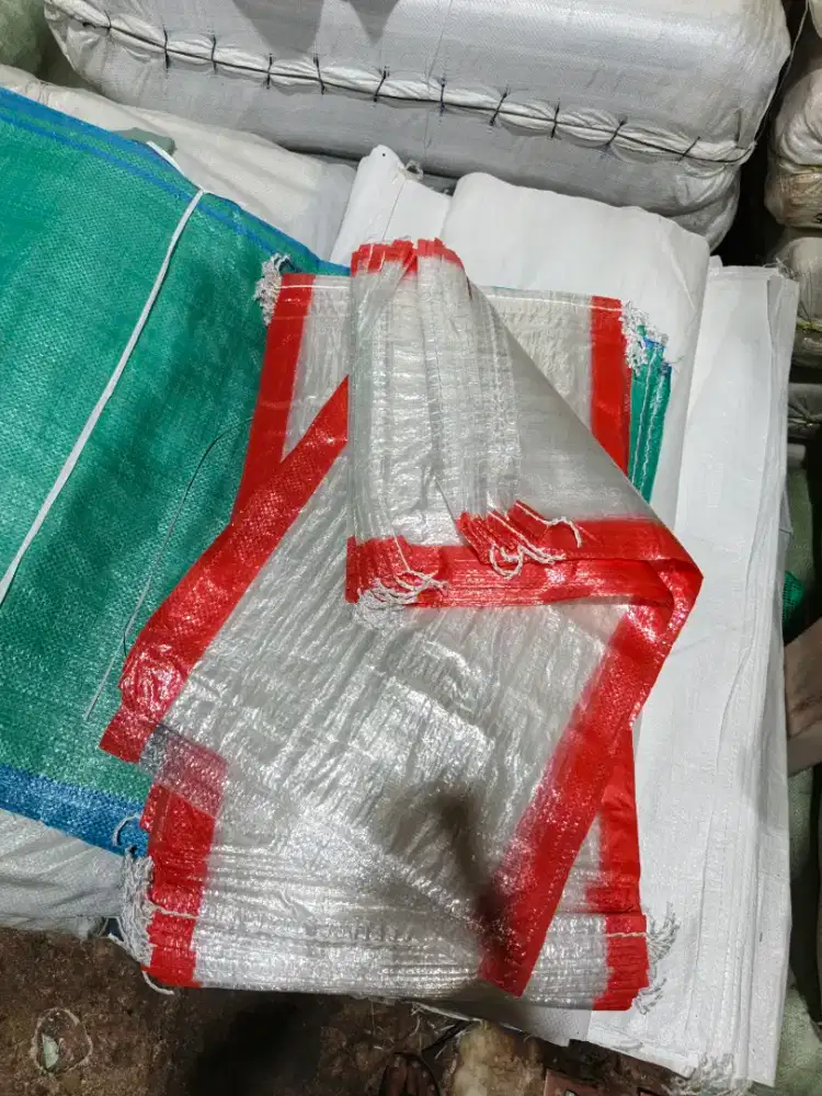 Karung plastik untuk wadah beras ukuran 10 dan 5 kg