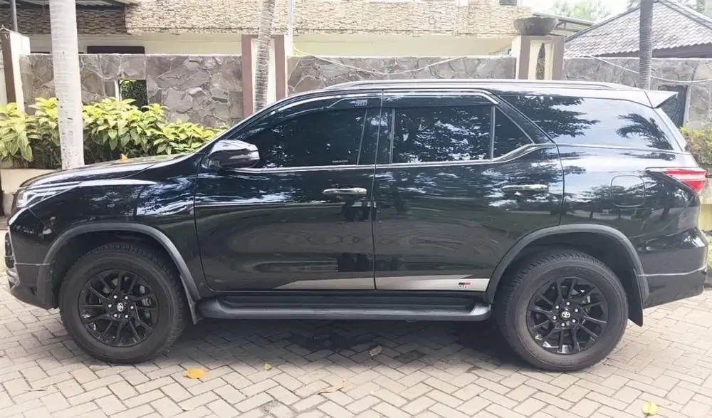 Toyota Fortuner 2023 Diesel