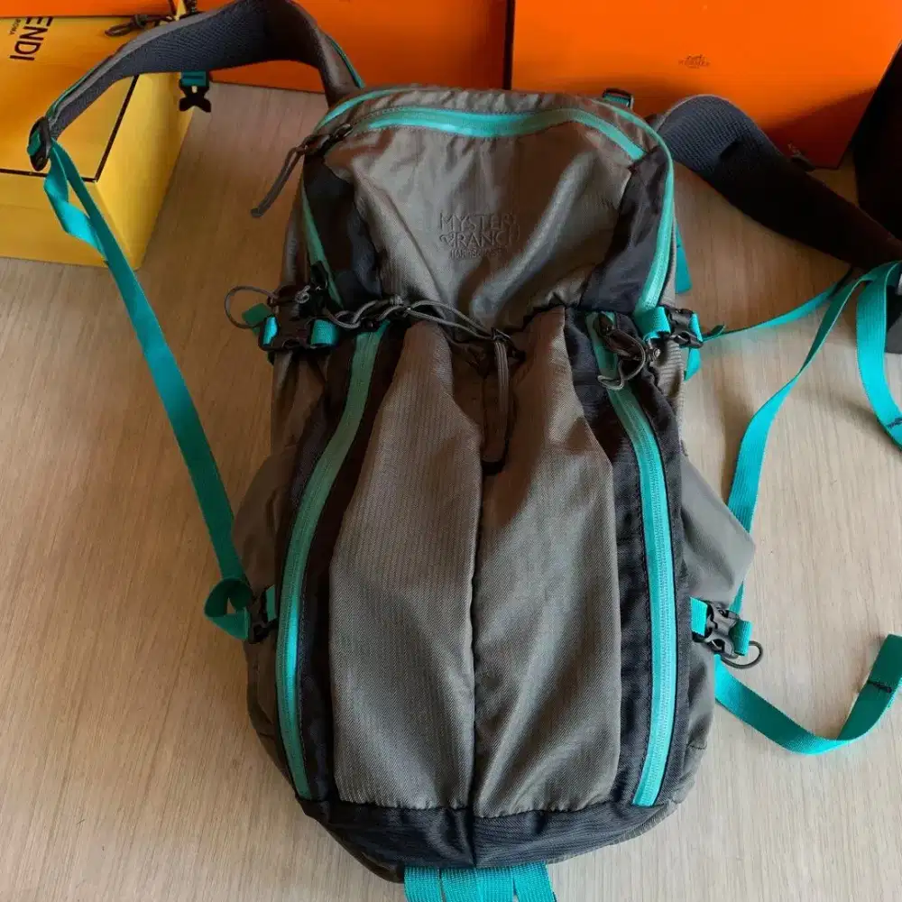 Mystery Ranch Hardscrabble 22L ransel hiking outdoor backpack second