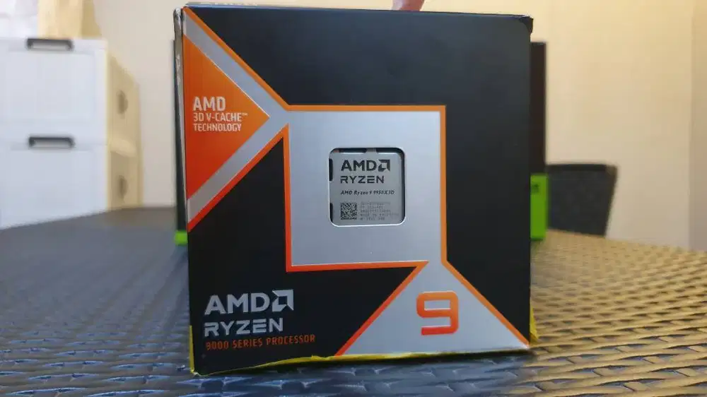 AMD Ryzen 9 9950X3D - AM5