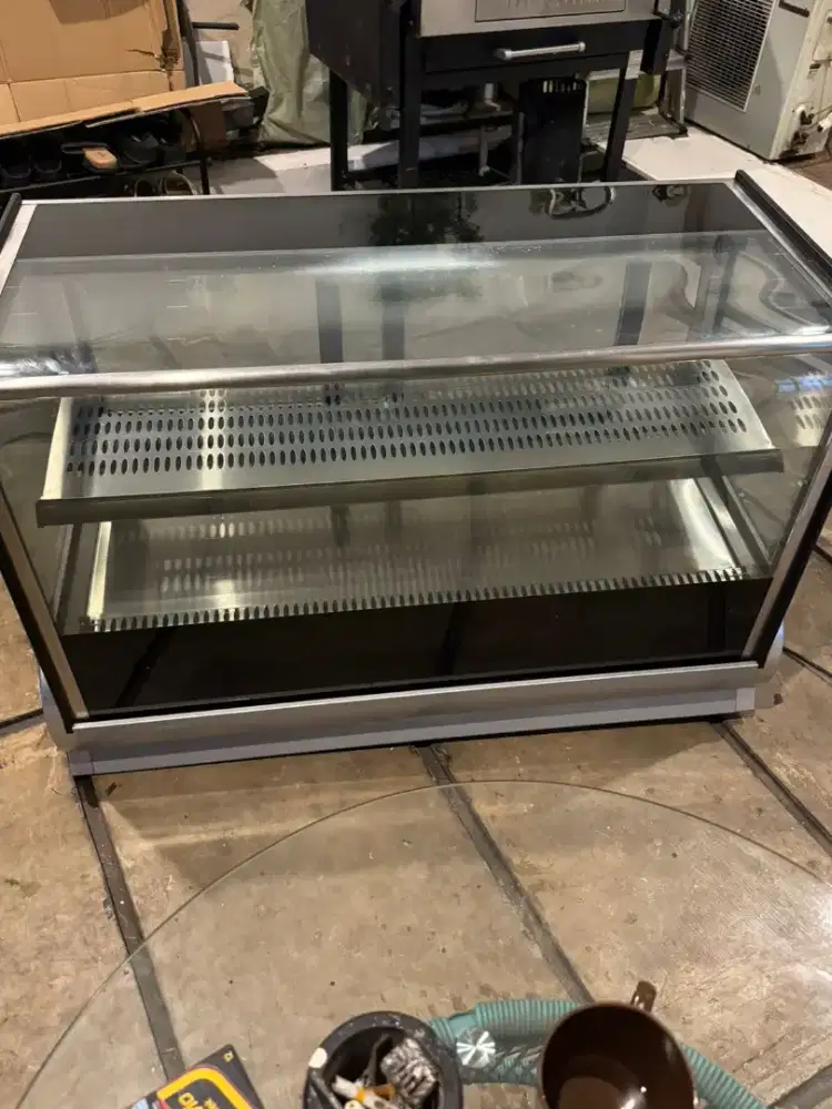 Countertop Cake Showcase GEA