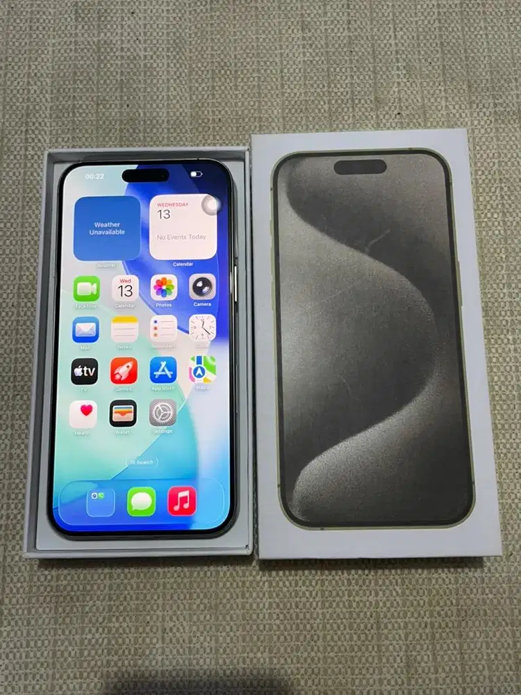 iPhone 15 promax 256gb natural