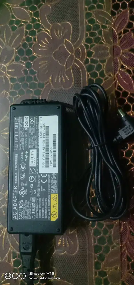 AC ADAPTER FUJITSU LIMITED
