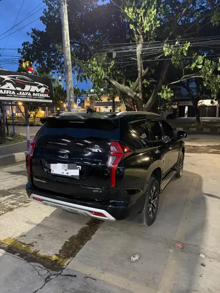 Mitsubichi Pajero sport 4x2 dakar 2022