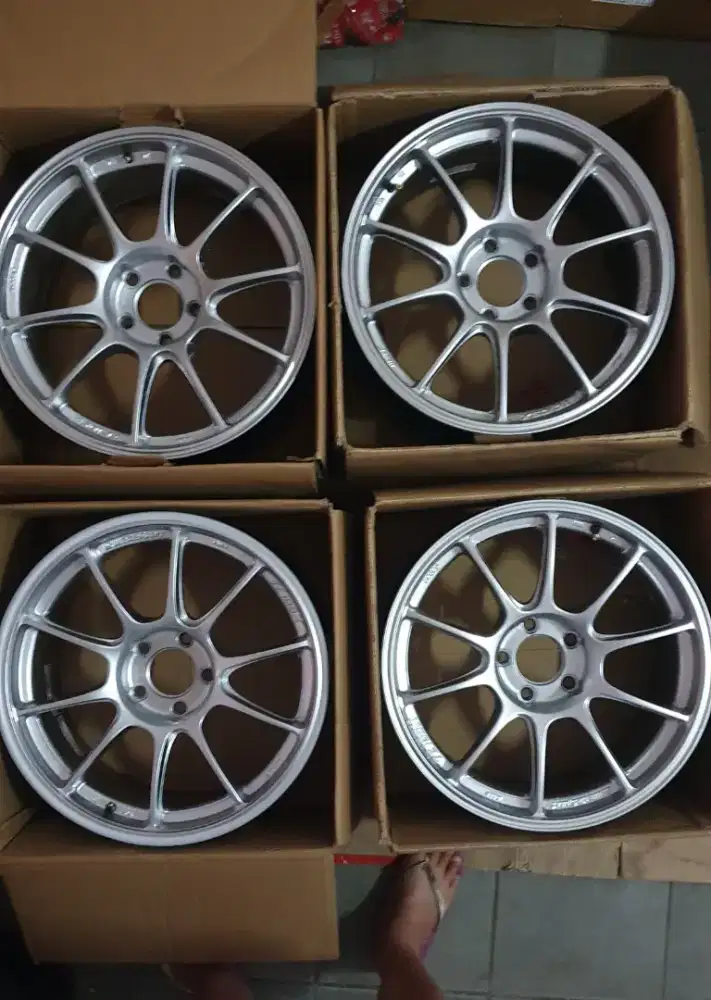 WEDSPORT TC-105X - R18 8.5 - ET38 5x114