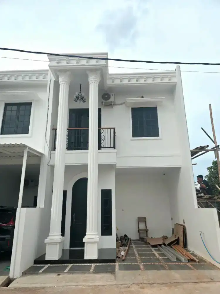 Rumah mewah, lokasi strategis,bebas banjir