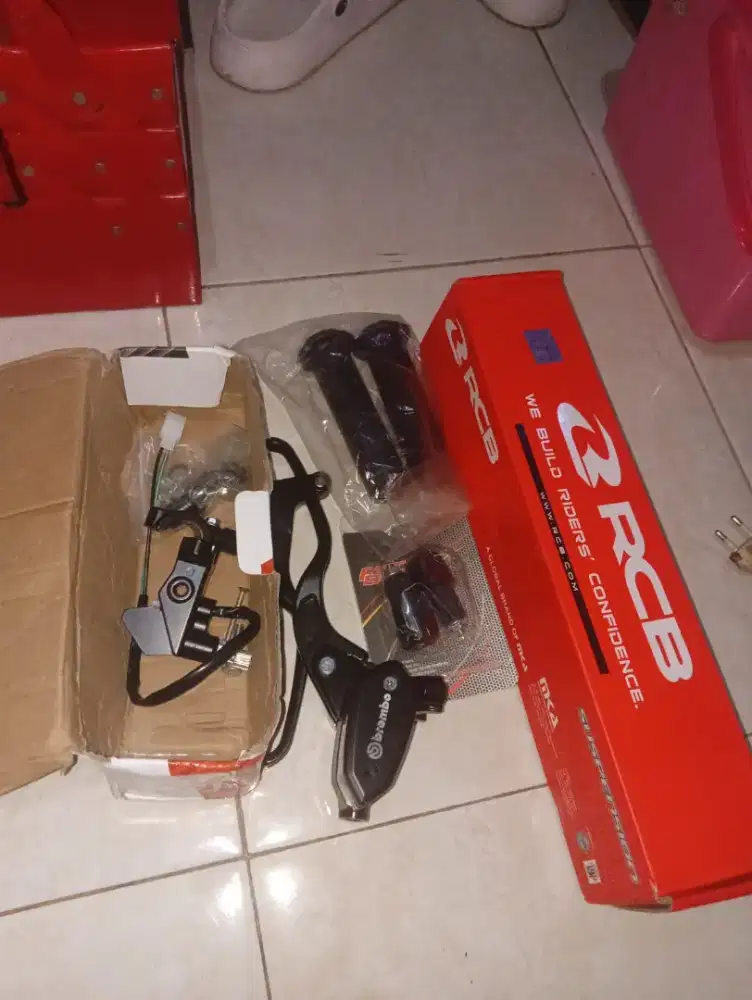 SockbreakerRCB New A3 330MM dan Hand Grip Untuk motor Beat