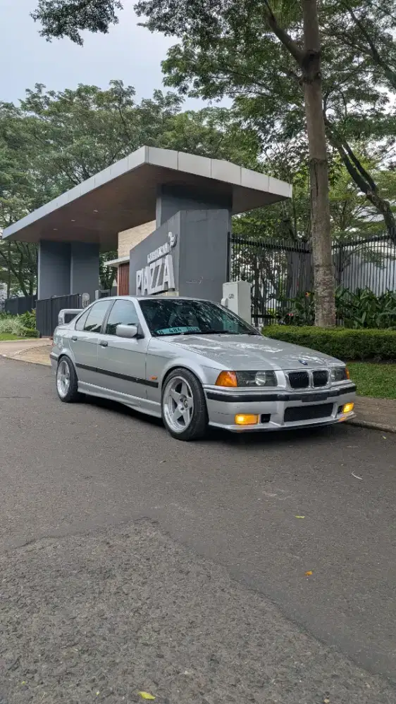 BMW e36 323 manual