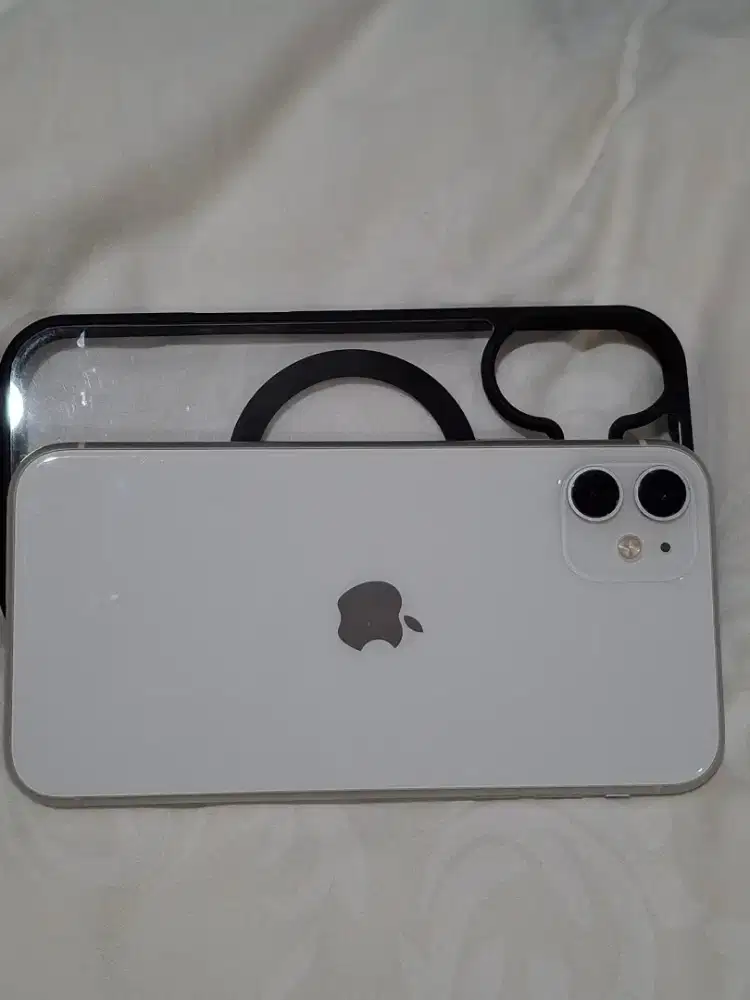 Iphone 11 256 Inter LLA  sinyal full all Oprator Unit Only Mulus Ori