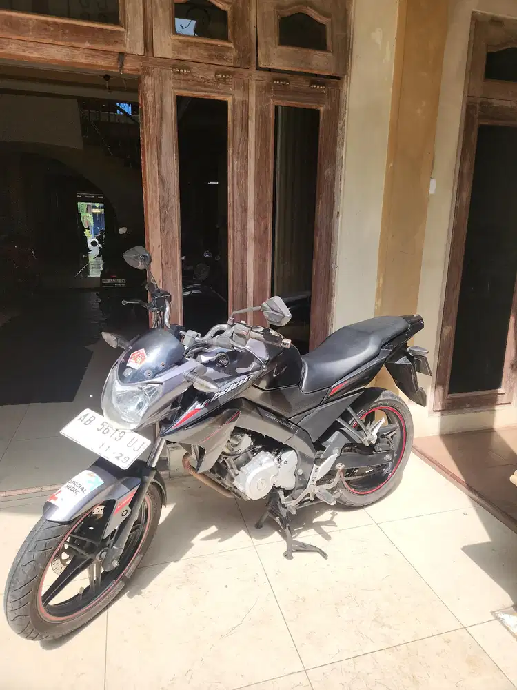 Vixion lightning NVL hitam 2014 apik an gbm