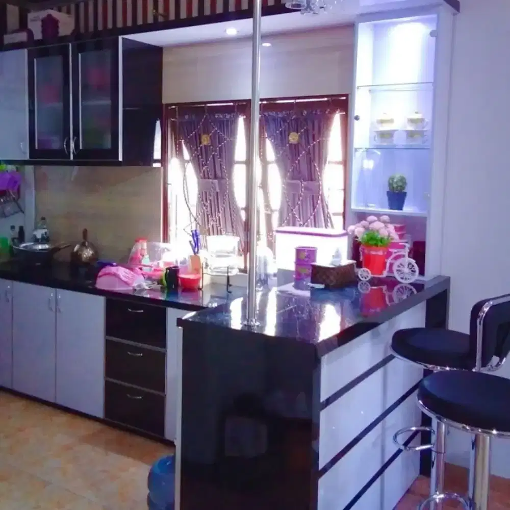 Kitchen set minimalis permeter