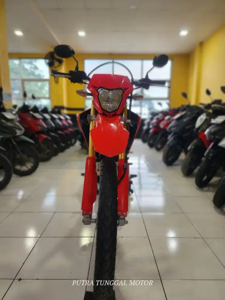 Di jual murah Honda crf 2023