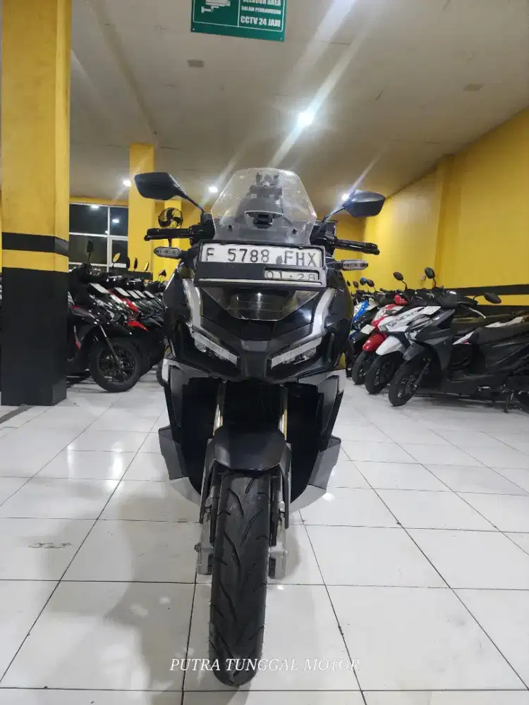 Di jual murah Honda ADV CBS 2023 tinggal gasss