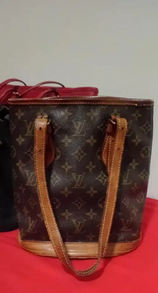 Preloved LVvv Monogram Petit Bucket
