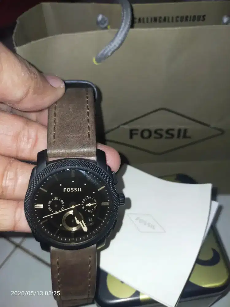 Di jual jam fossil