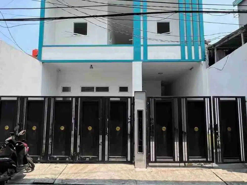 Rumah Tingkat Murah di daerah bisnis pelabuhan Jl Swasembada Barat Kel Kebon Bawang Tanjung Priok