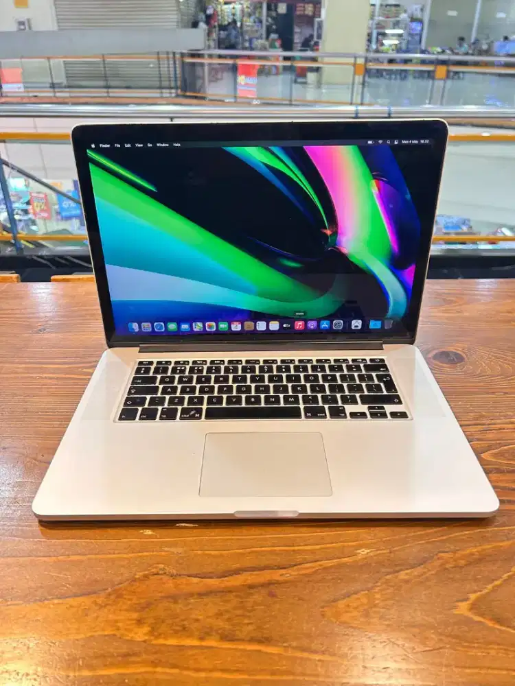 Macbook Pro Retina 15 inch 2014