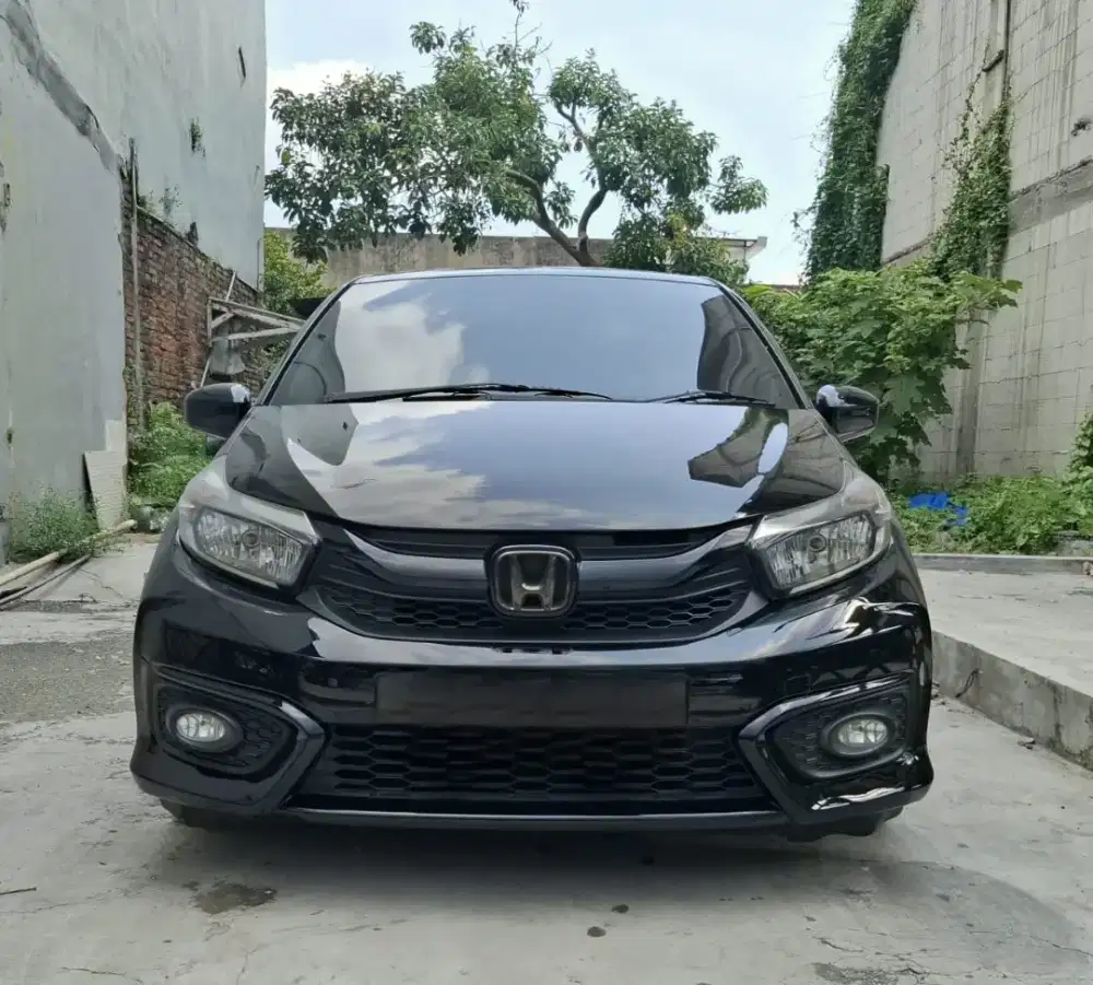 Honda Brio tipe E 2022 AT
