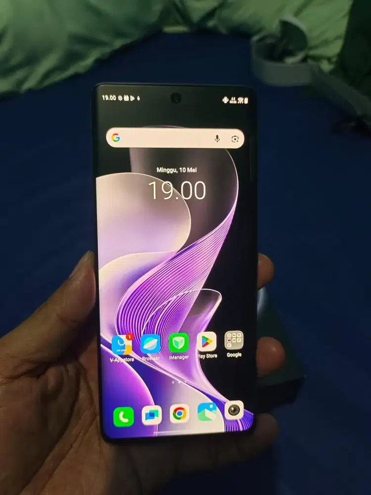 Vivo V40 5g 12/256