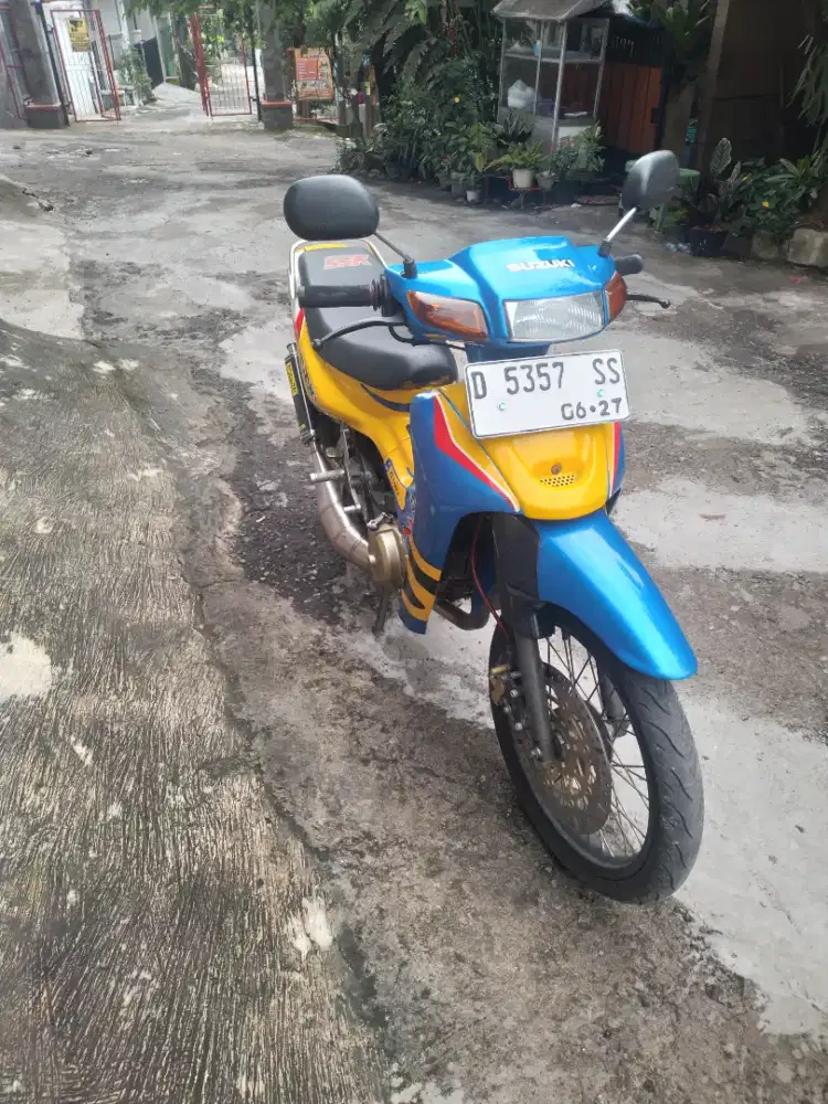 Suzuki satria  R