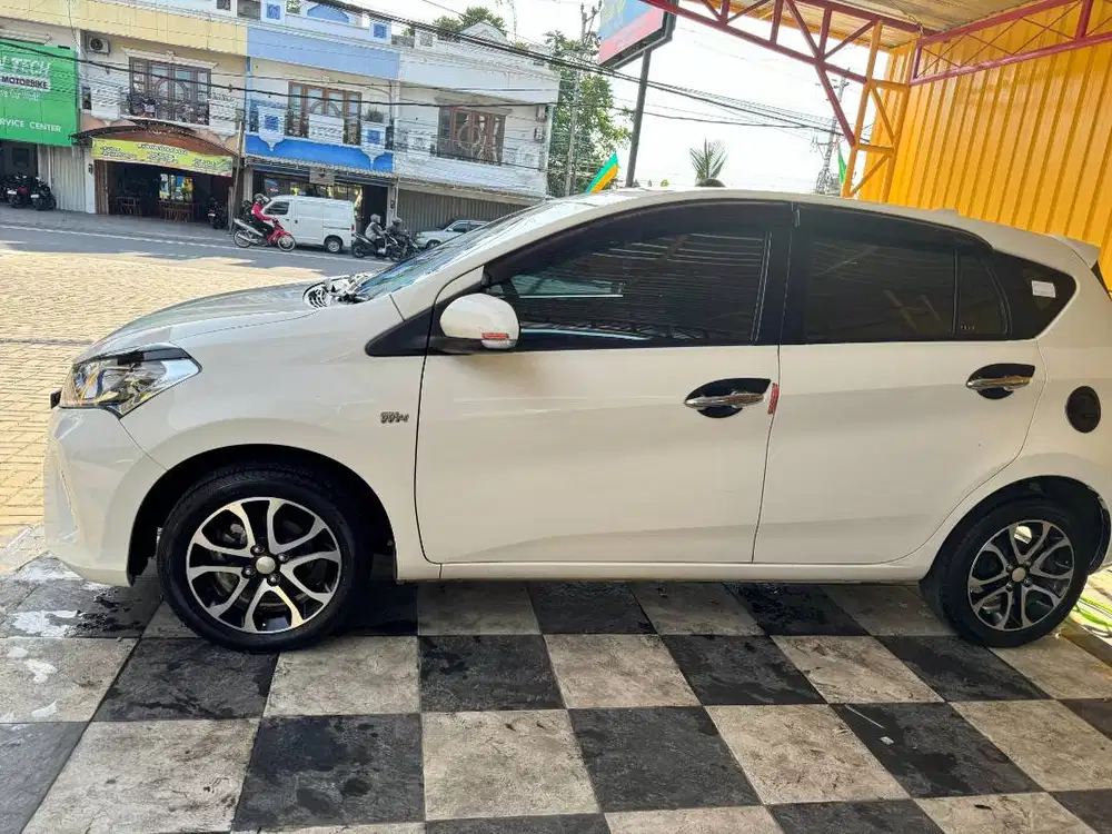 Sirion R CvT kondisi ISTIMEWA