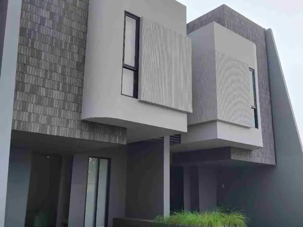 RUMAH keren MODERN MEWAH DEKAT TOL /LRT JATIBENING 1,5M