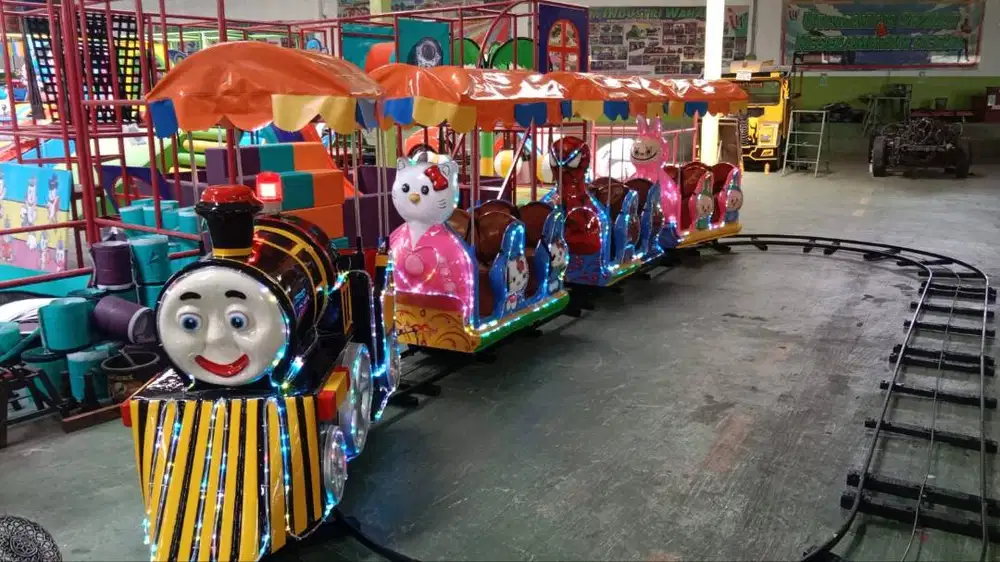 odong kereta lantai full fiber