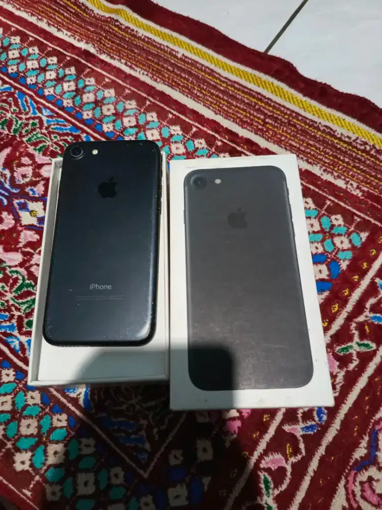 Iphone 7 32 gb second hp dus aja