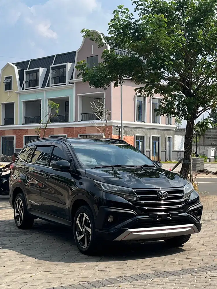 Toyota Rush S TRD AT 2018  Hitam