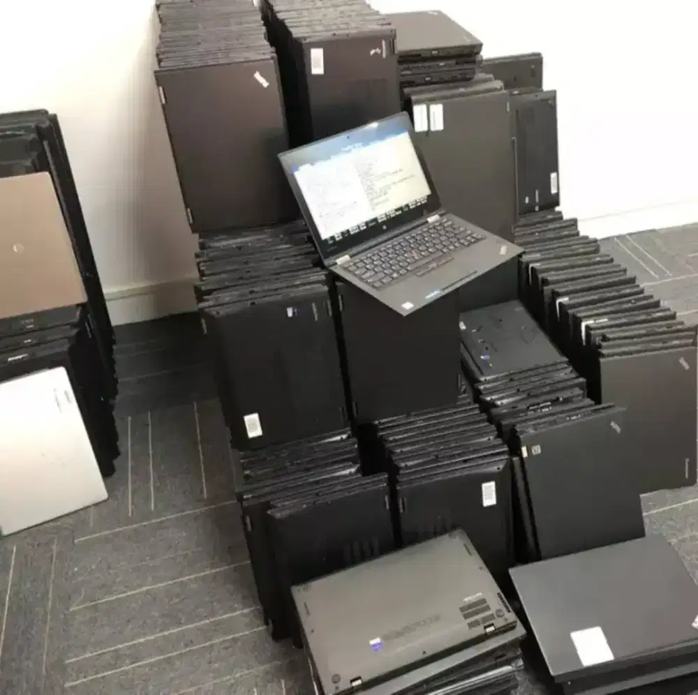 DICARI Laptop & komputer