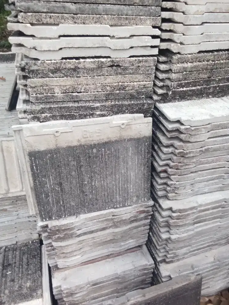 genteng bekas beton