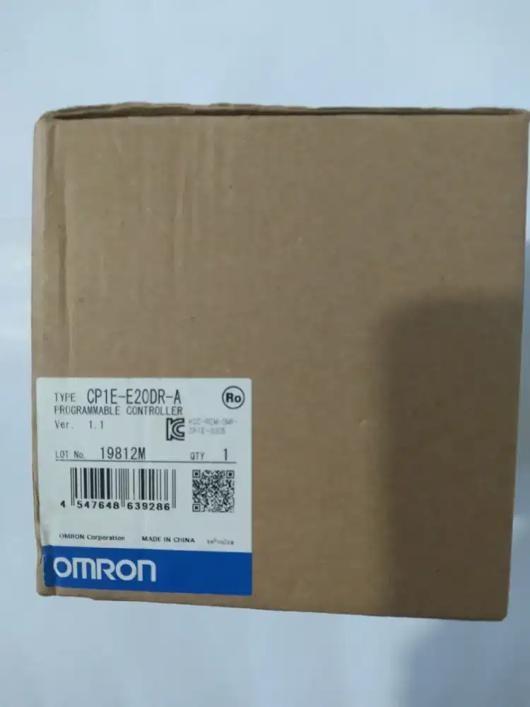 PLC Omron CP1E-E20DR-A