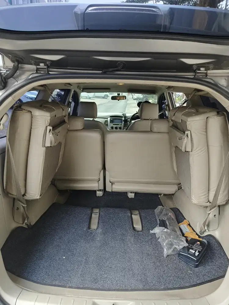 Toyota Kijang Innova 2012 Diesel