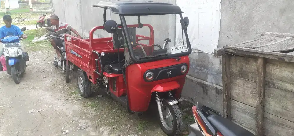 Kaisar Triseda New Zip 150 cc Cabin