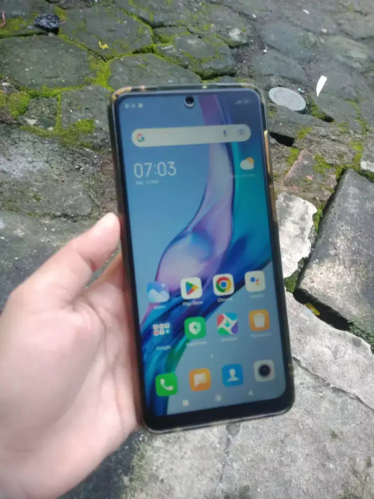 Redmi not 9 pro ram 8+3/128 normal batangan aja. Minus pemakaian