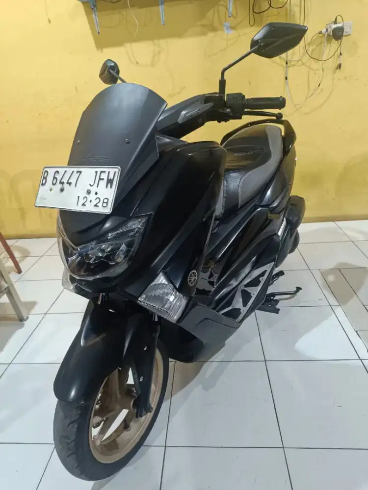 Yamaha nmax hitam dof