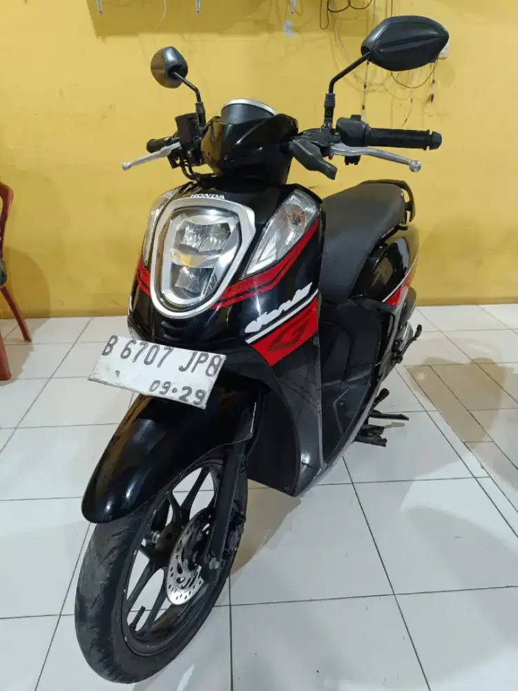 Honda genio 2019 hitam