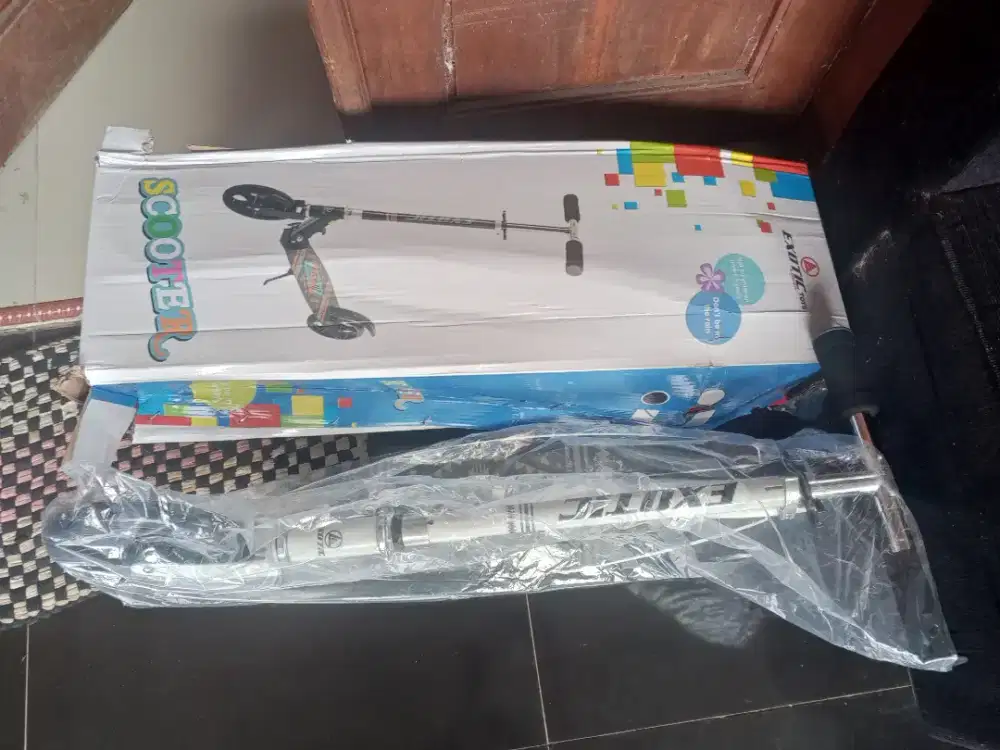 Skuter manual untuk dewasa dan anak-anak