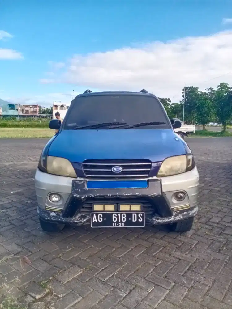 Mobil Taruna CSX Tahun 2000