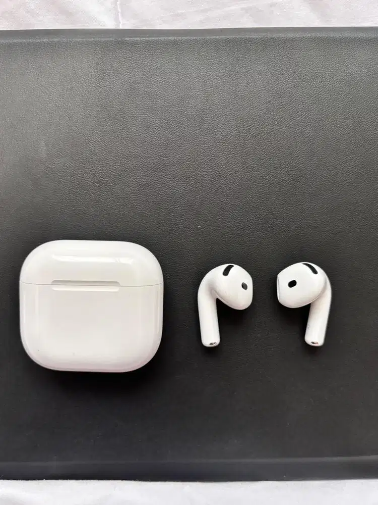 Apple Airpods Gen 4 Resmi iBox Second Like New Full Set 100% Ori