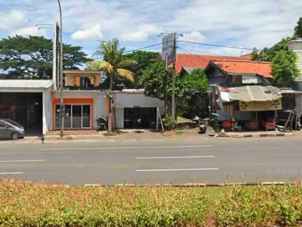 Rumah komersial murah 2.8 M di jakarta LT 242 m pinggir jalan basuki rahmat cipinang dan BKT utk Kost kontrakan gudang kantor