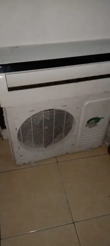 Menerima jual beli AC second segala kondisi