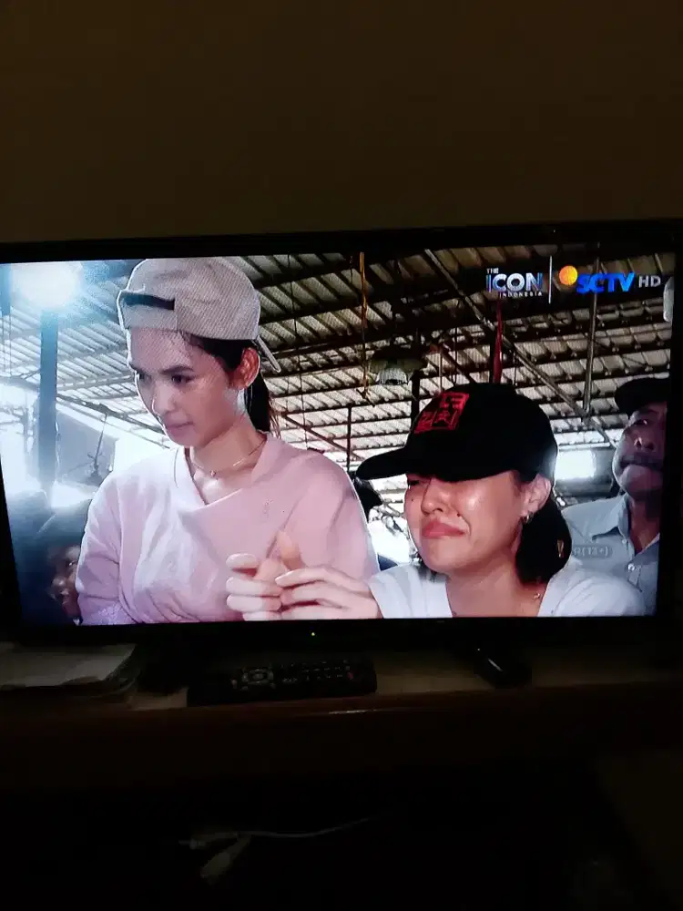 Di jual TV Sharp 24 in