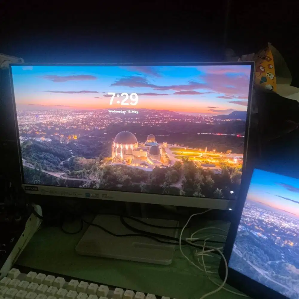 Monitor seken lenovo 22 '