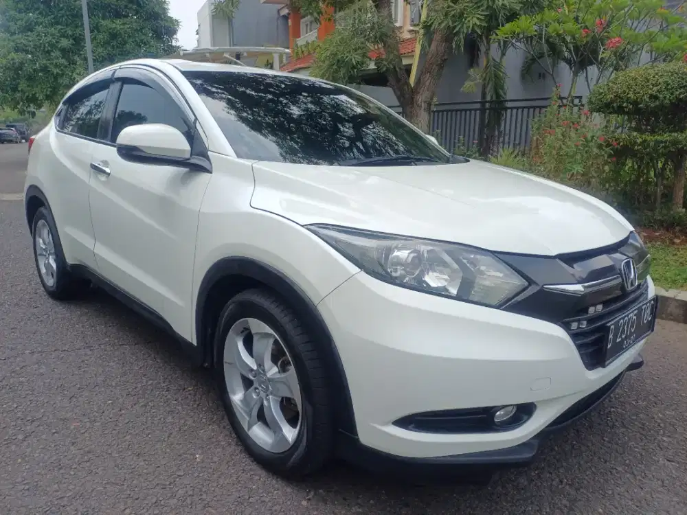 Honda HRV E A/T 2017 Putih Istimewa Bagus Skl