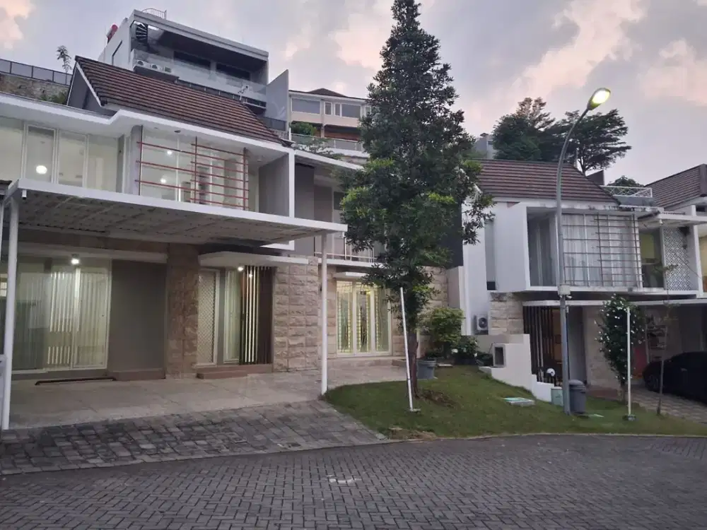 Semi furnished rumah mewah citragrand sambiroto tembalang