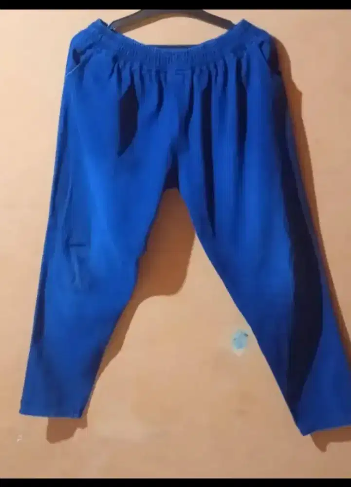 Celana Jeans Karet Wanita