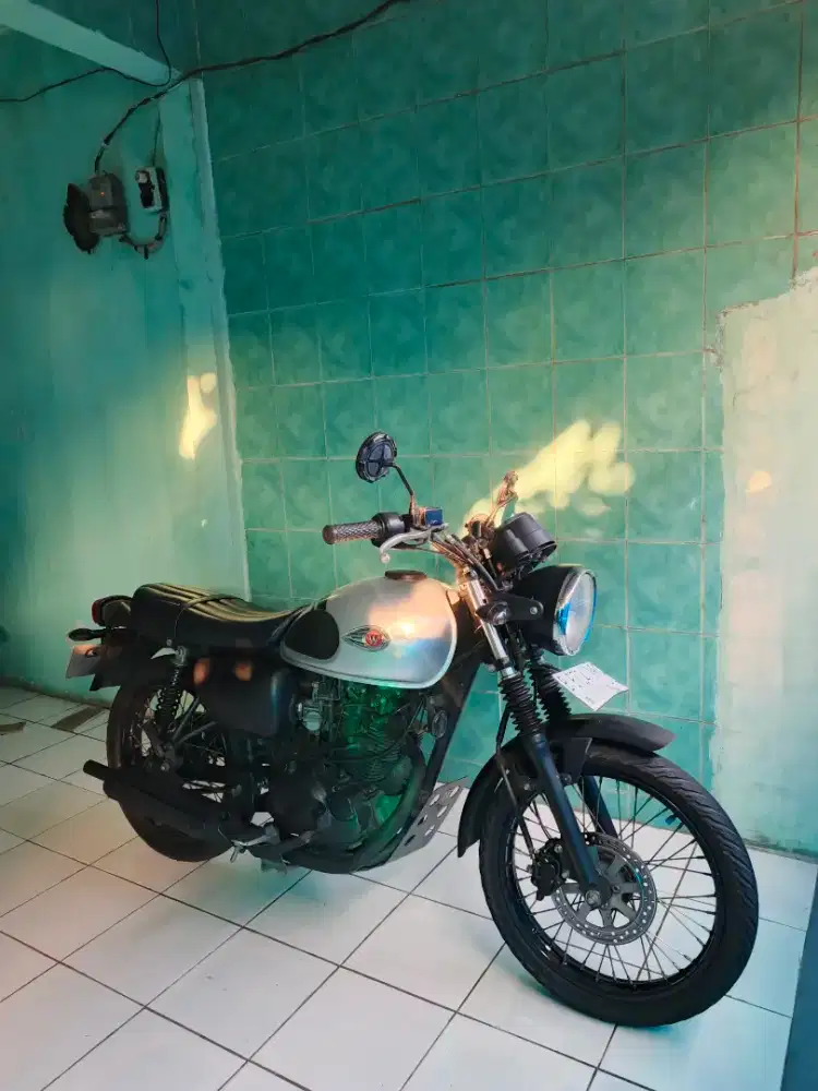 Kawasaki W175 SE 2018