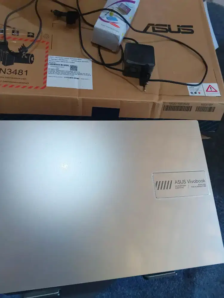 laptop asus vivobook go 14 ryzen 5 ram 16GB likenew ga jadi pakai